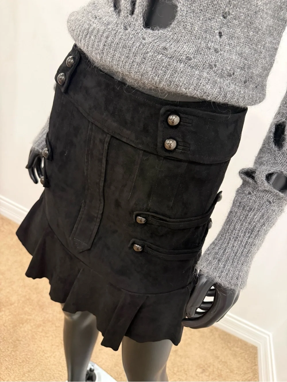 Isabel Marant Runway Black Lambskin Leather Stretch Ruffle Mini Skirt 36 NEW